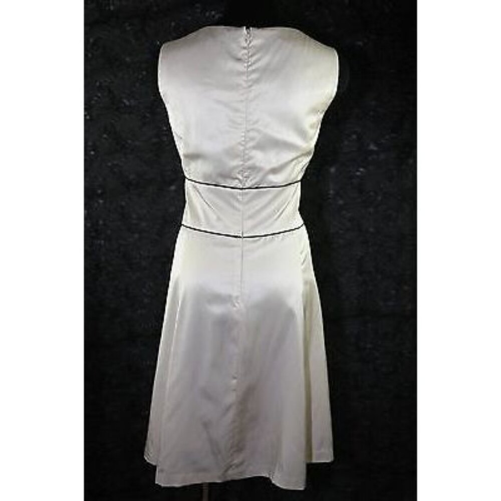 Democracy Beige Silky Sleeveless Black Button Accent Dress 10 Medium - Picture 8 of 10